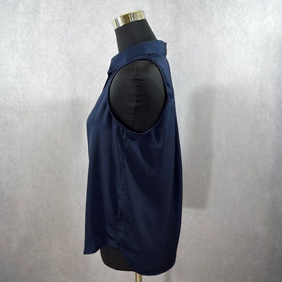 Banana Republic Preppy Navy Silky Collared Sleeveless Tank - Picture 7 of 10